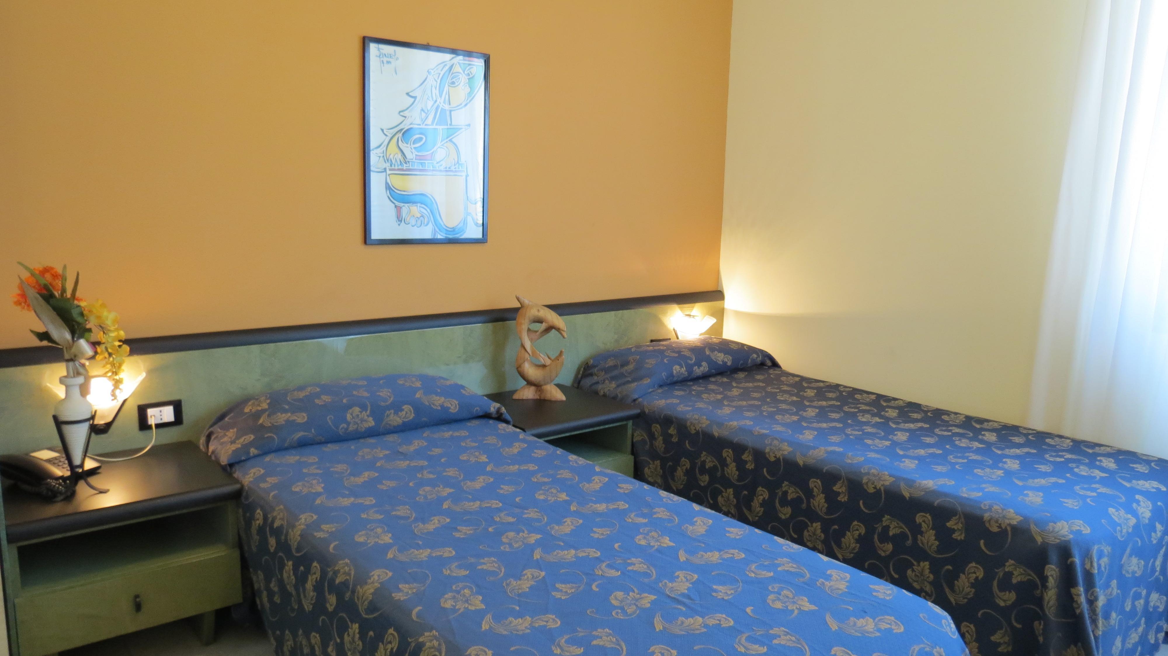 Hotel Duca Degli Abruzzi Монтесильвано Экстерьер фото