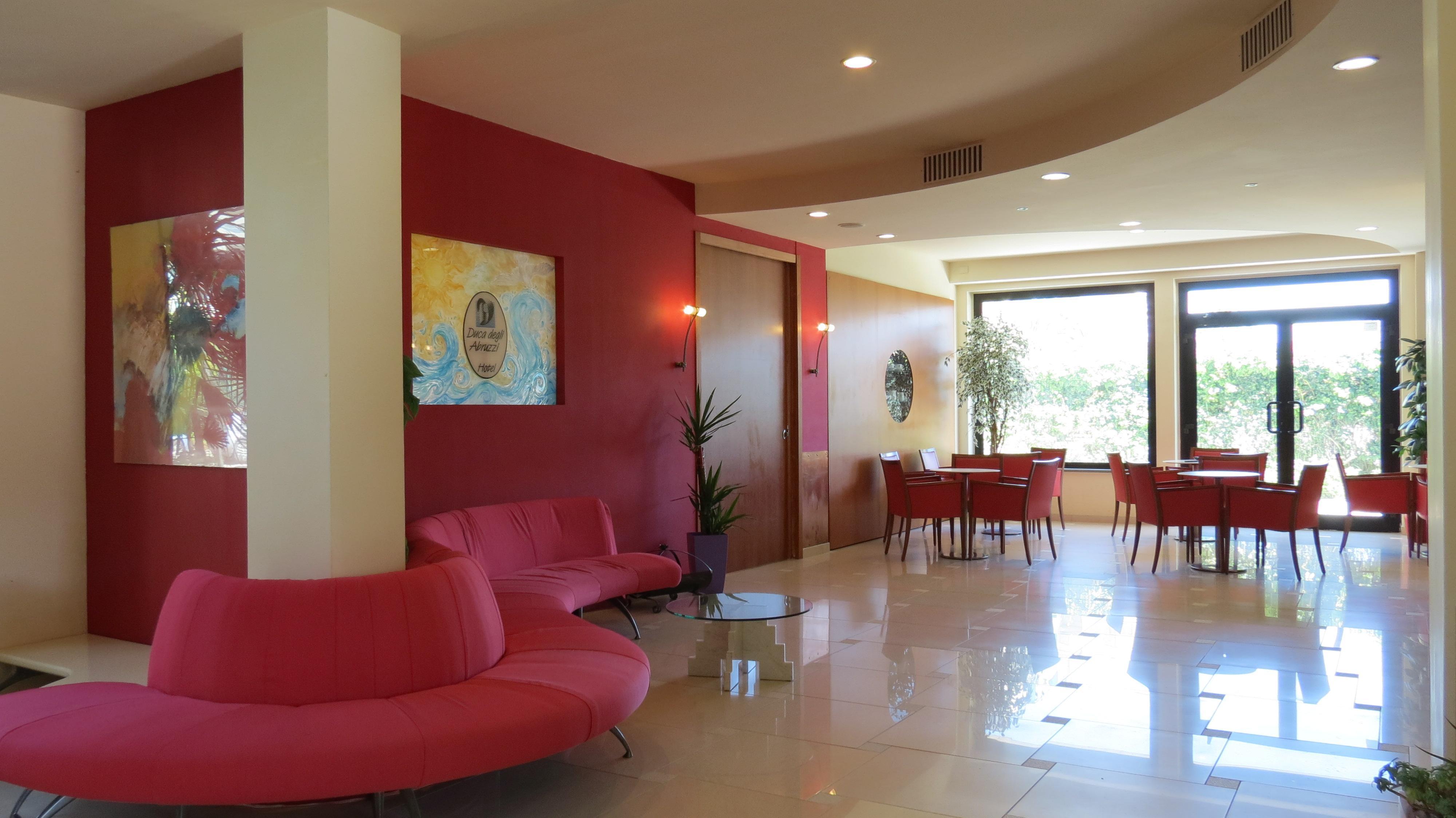 Hotel Duca Degli Abruzzi Монтесильвано Экстерьер фото
